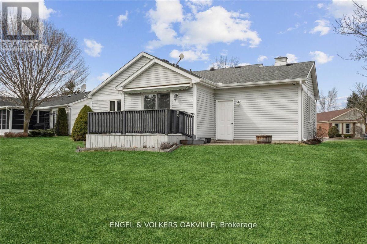 36 WHITE BARK WAY Image 8