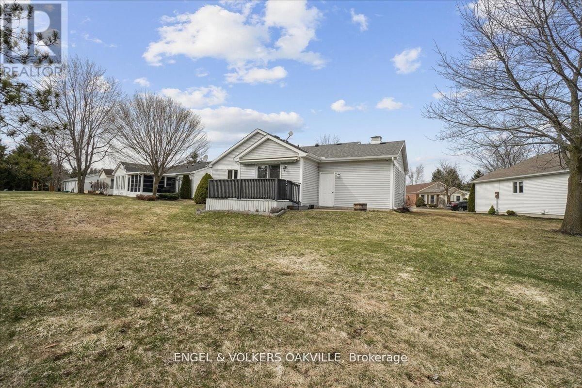 36 WHITE BARK WAY Image 9