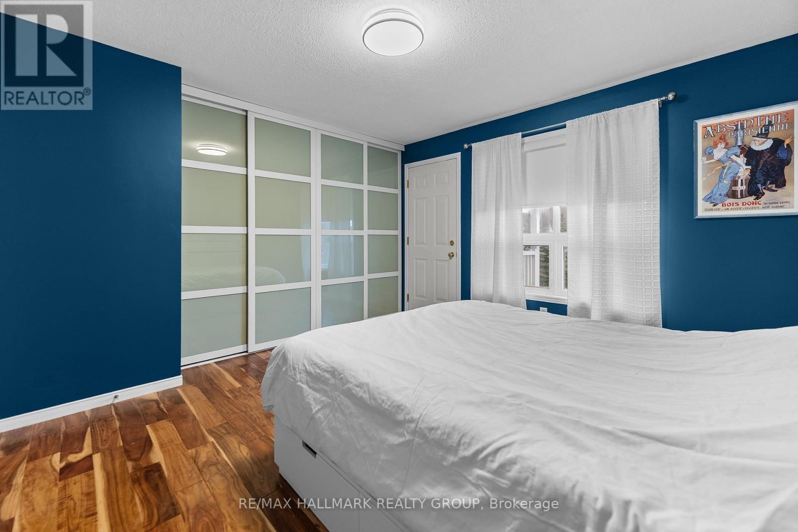 12 LAKEPOINTE DRIVE Image 31