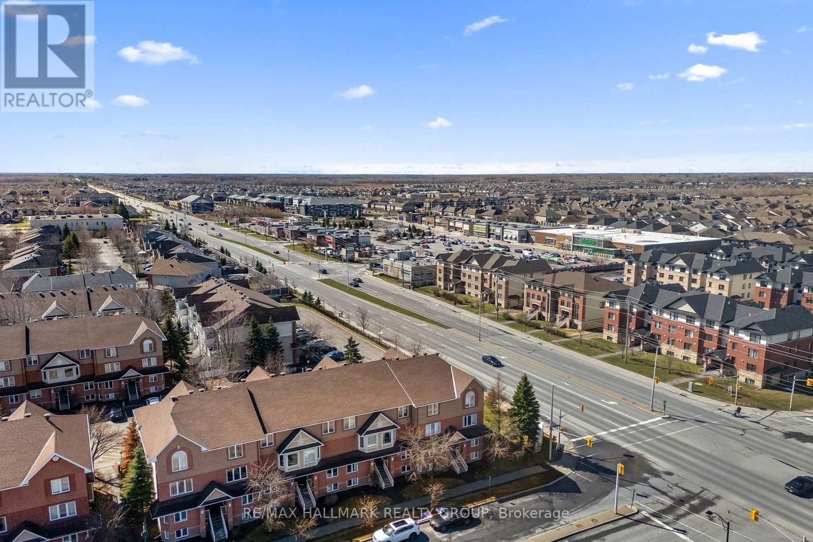 12 LAKEPOINTE DRIVE Image 43