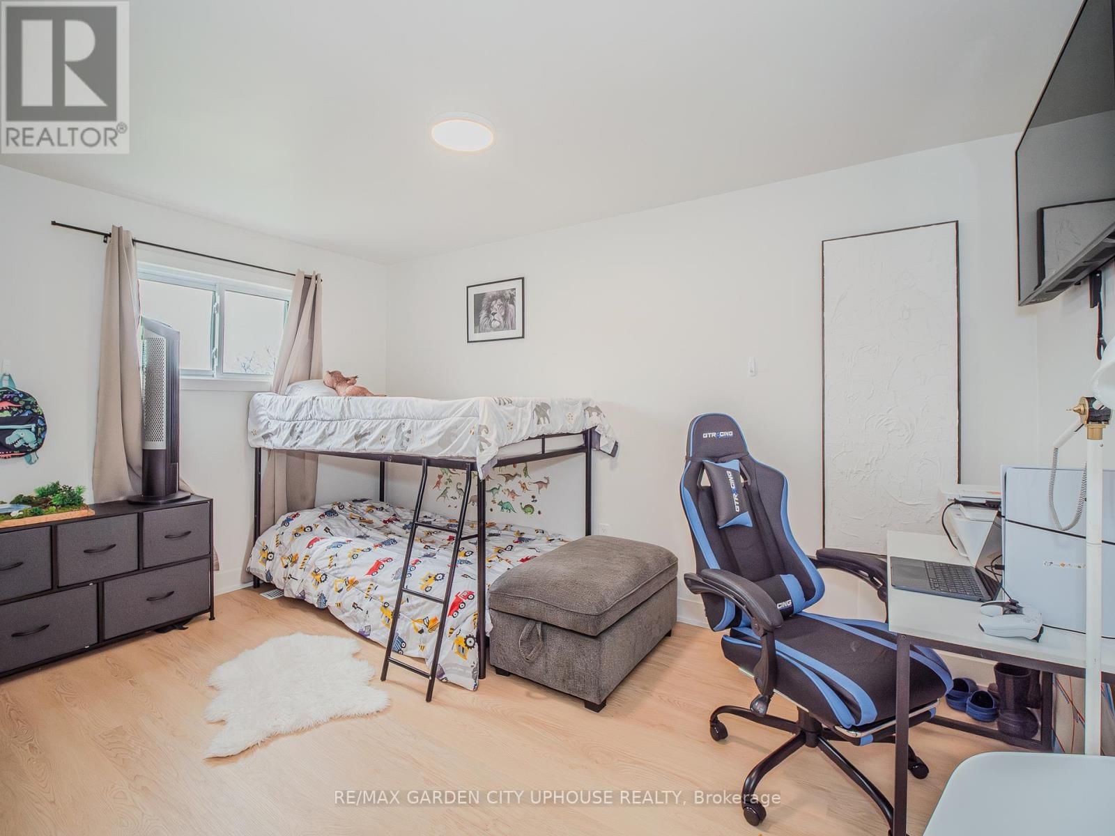 9013 NETHERBY ROAD Image 12