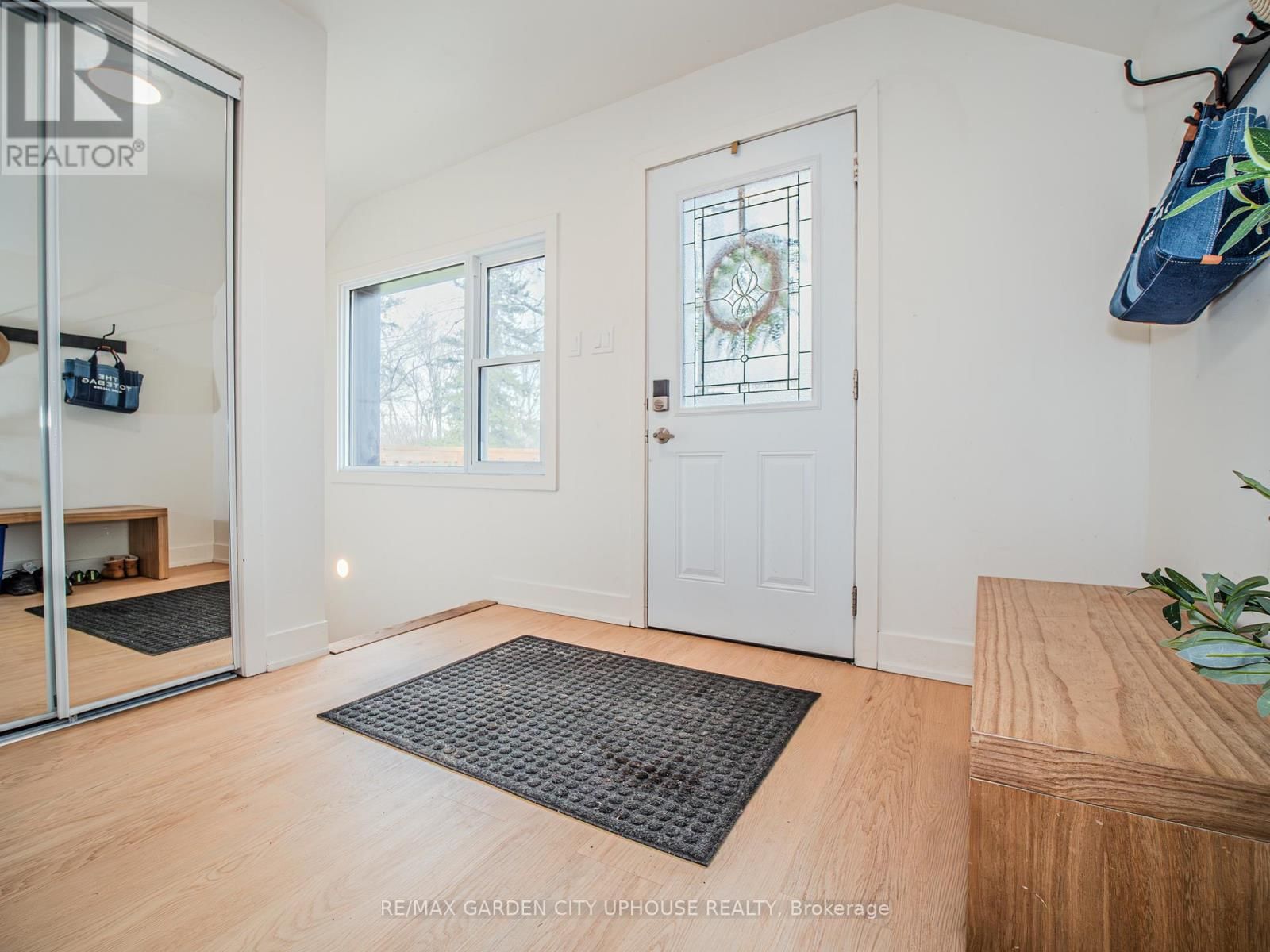 9013 NETHERBY ROAD Image 3