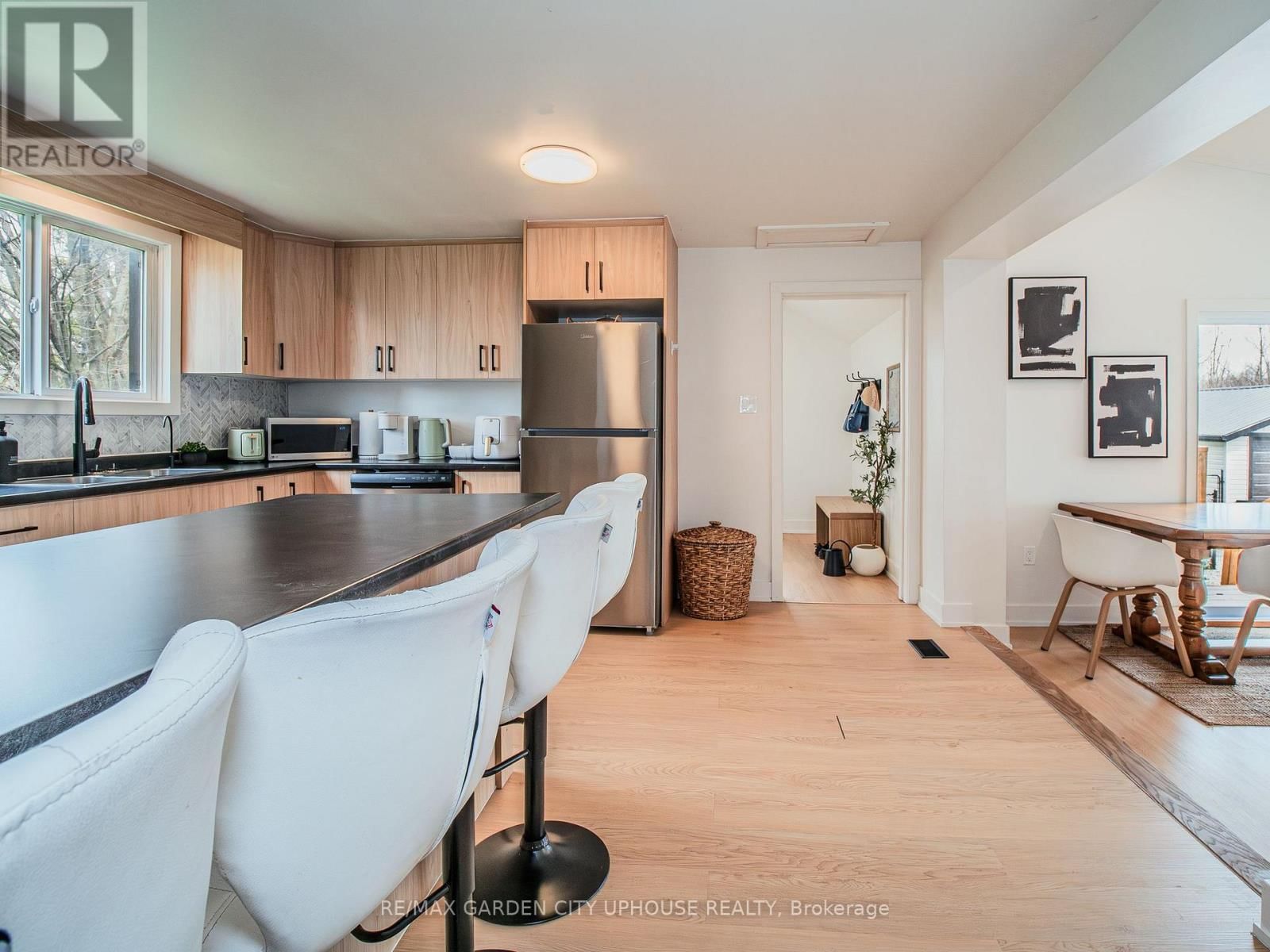 9013 NETHERBY ROAD Image 4