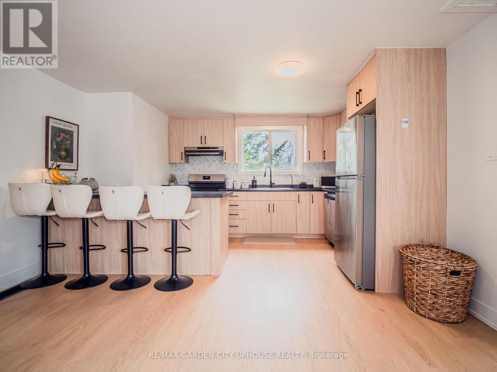 9013 NETHERBY ROAD Image 6