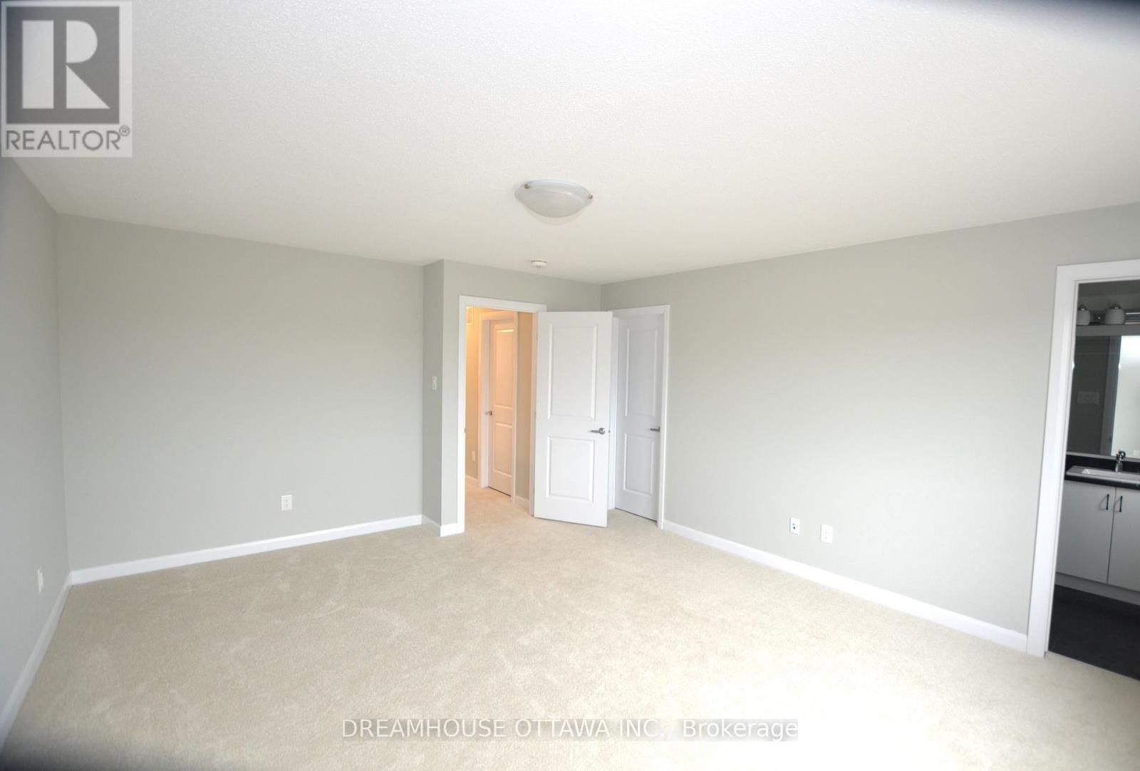 326 GISBORNE PLACE Image 13