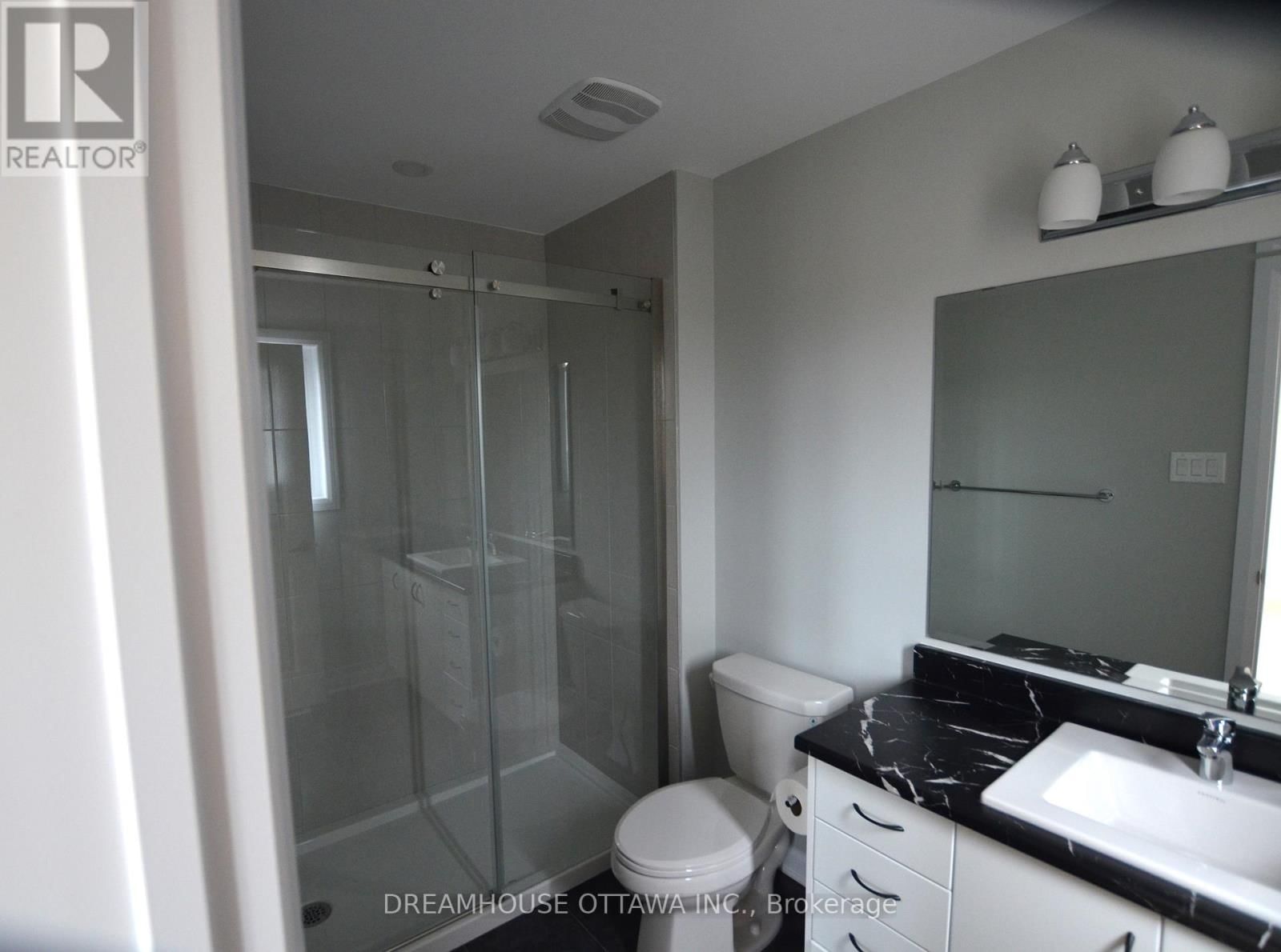 326 GISBORNE PLACE Image 14