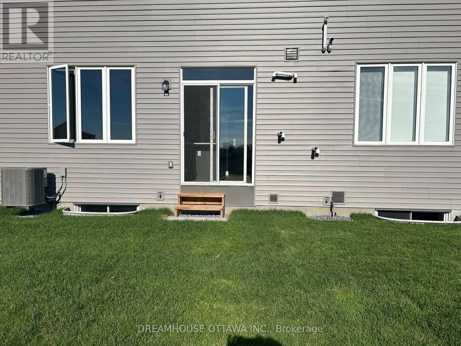 326 GISBORNE PLACE Image 26