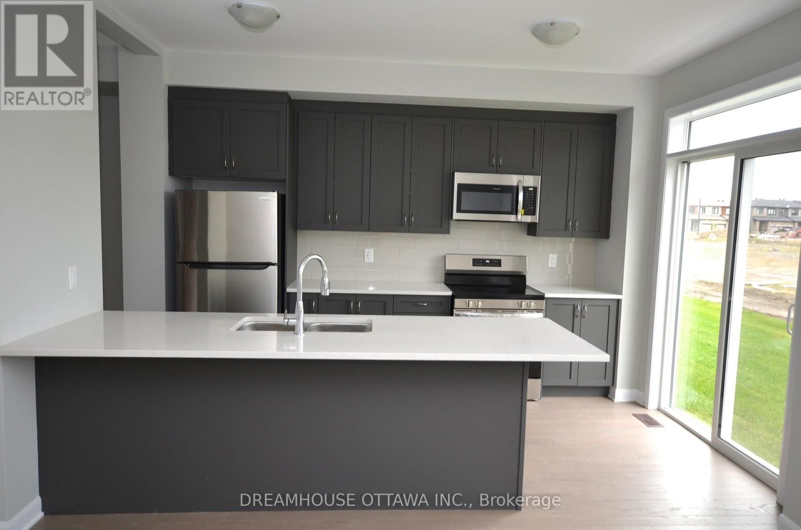 326 GISBORNE PLACE Image 9