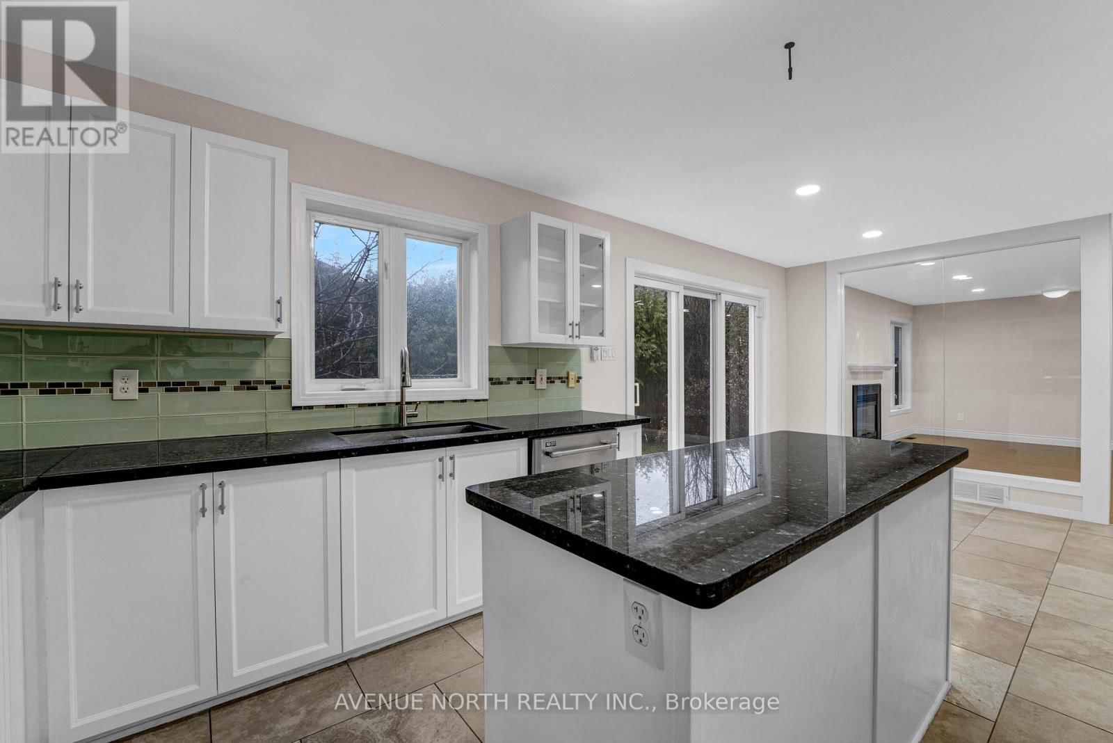 945 CAHILL DRIVE WEST Image 16