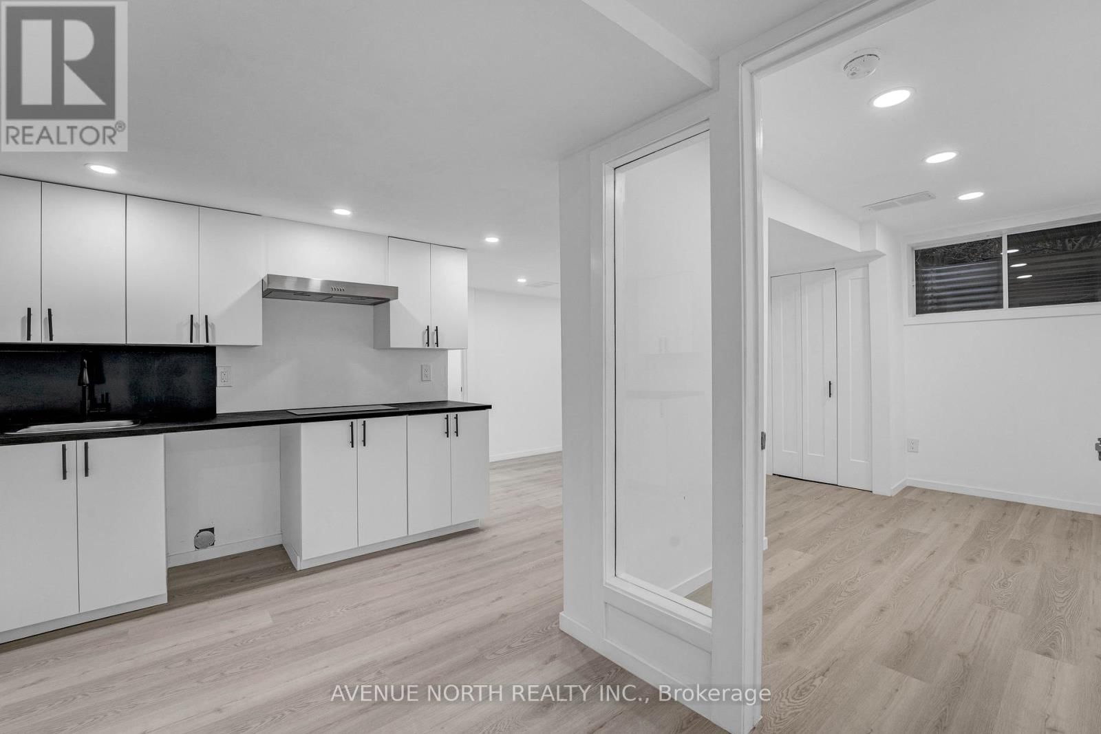 945 CAHILL DRIVE WEST Image 42