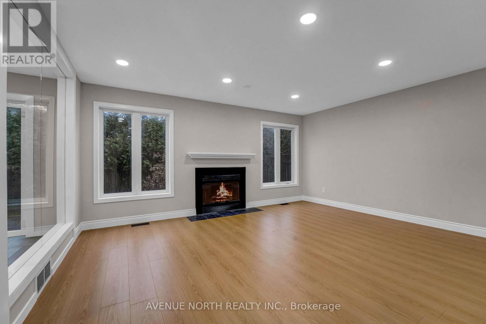 945 CAHILL DRIVE WEST Image 7