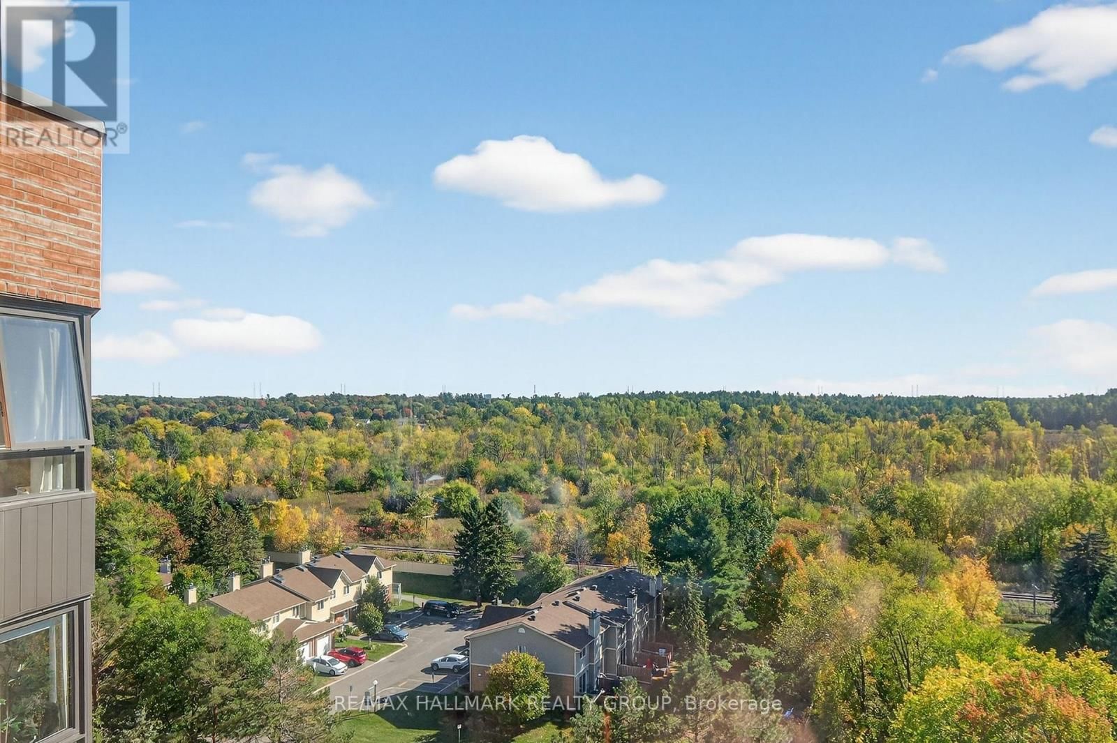 1207 - 80 SANDCASTLE DRIVE Image 30