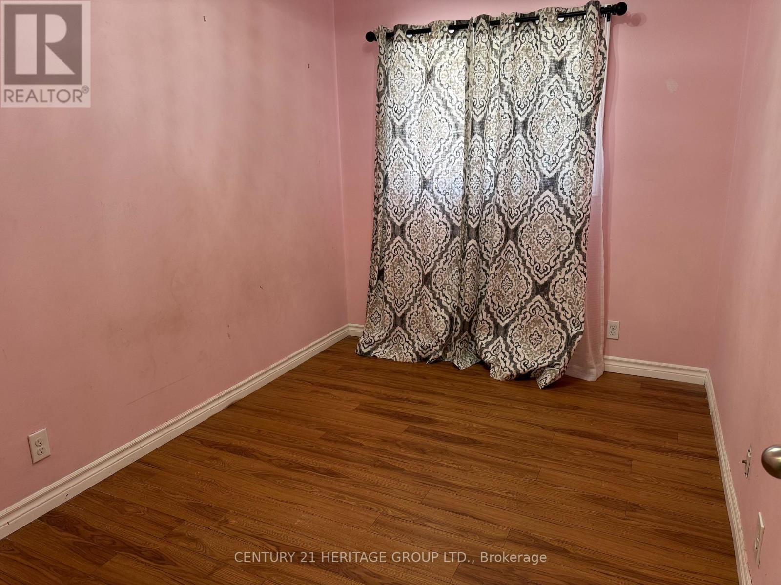 508 GREENFIELD AVENUE Image 11