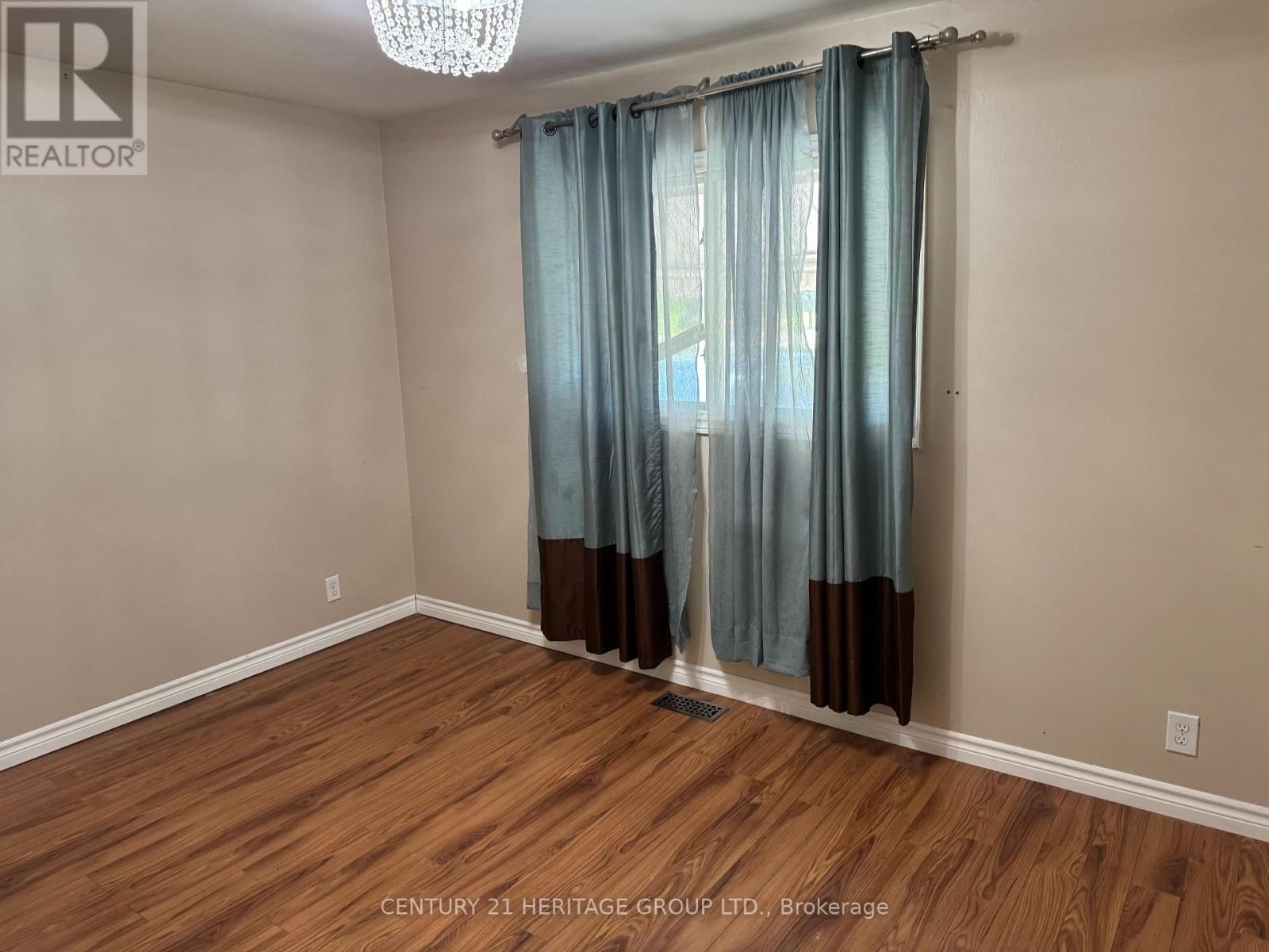 508 GREENFIELD AVENUE Image 12