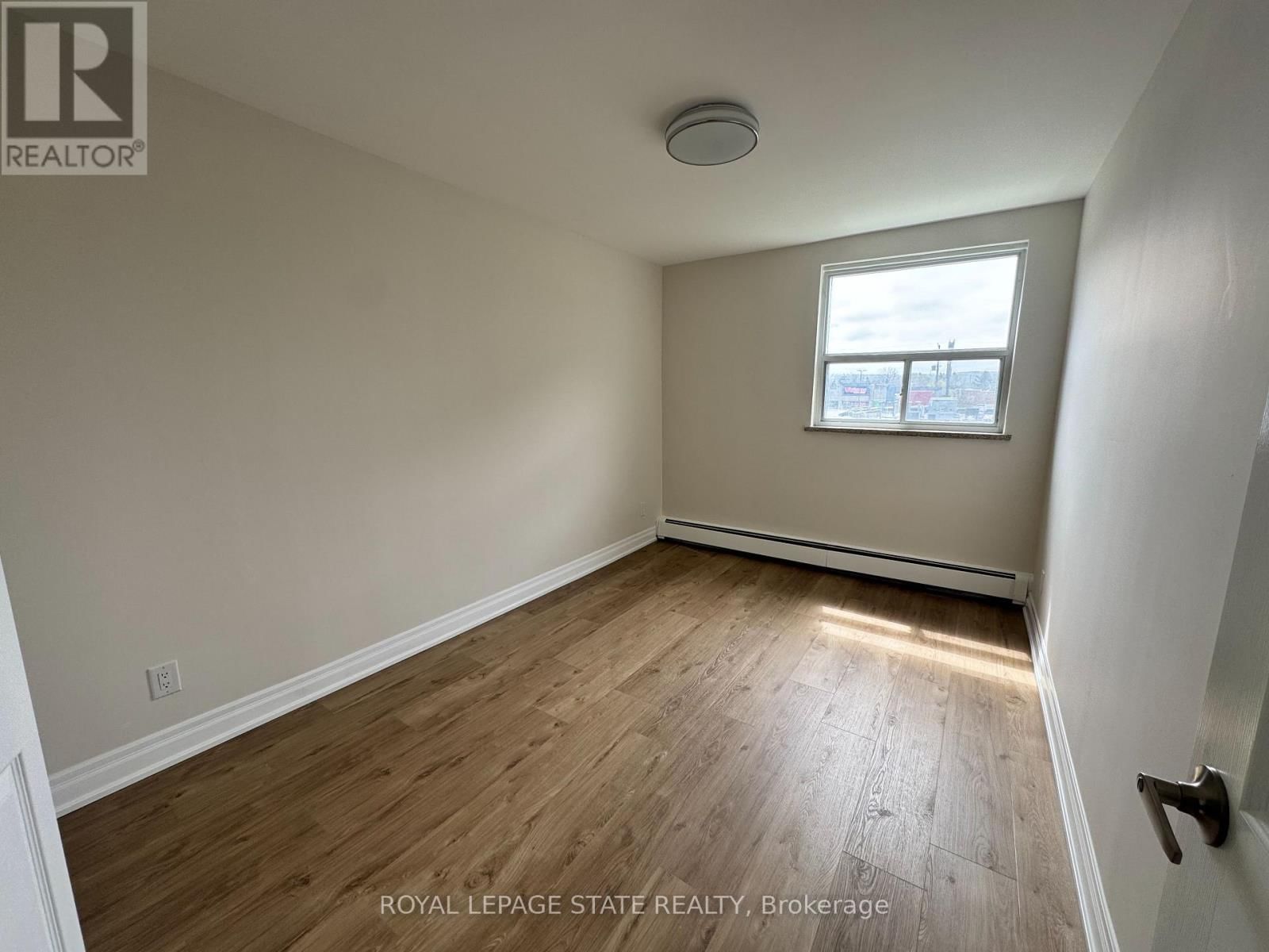 305 - 105 TIA DRIVE Image 7