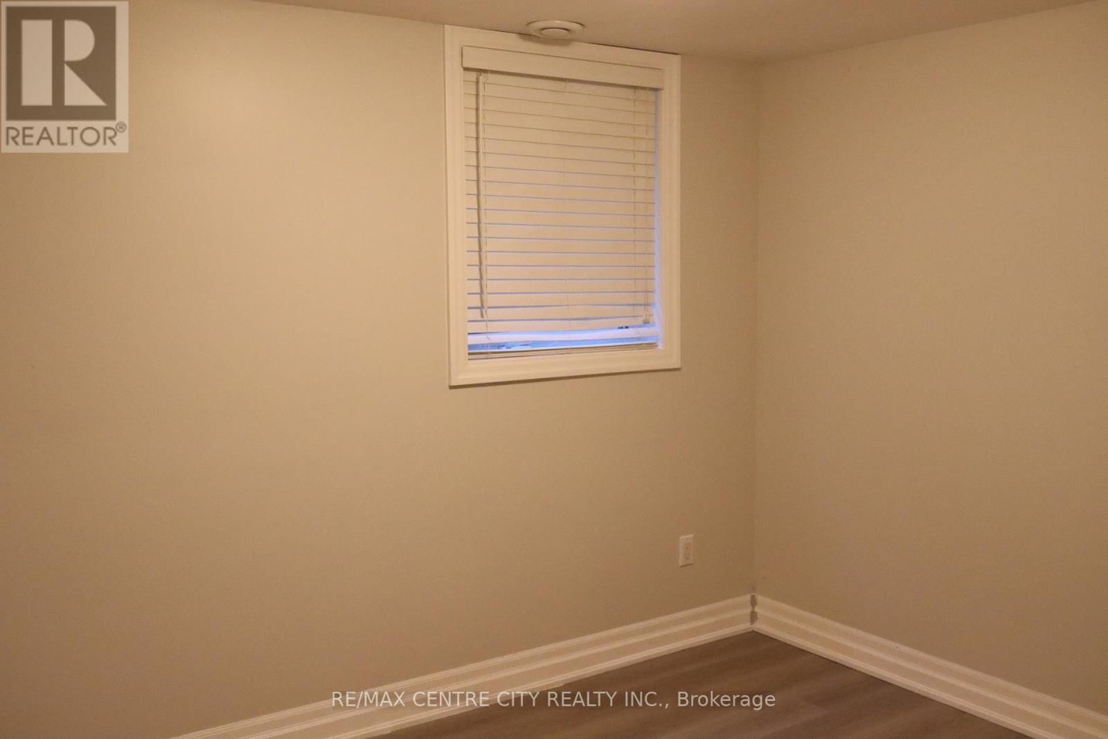 83 BRITANNIA AVENUE Image 11