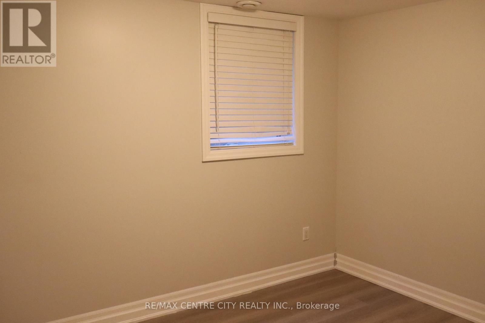 83 BRITANNIA AVENUE Image 13