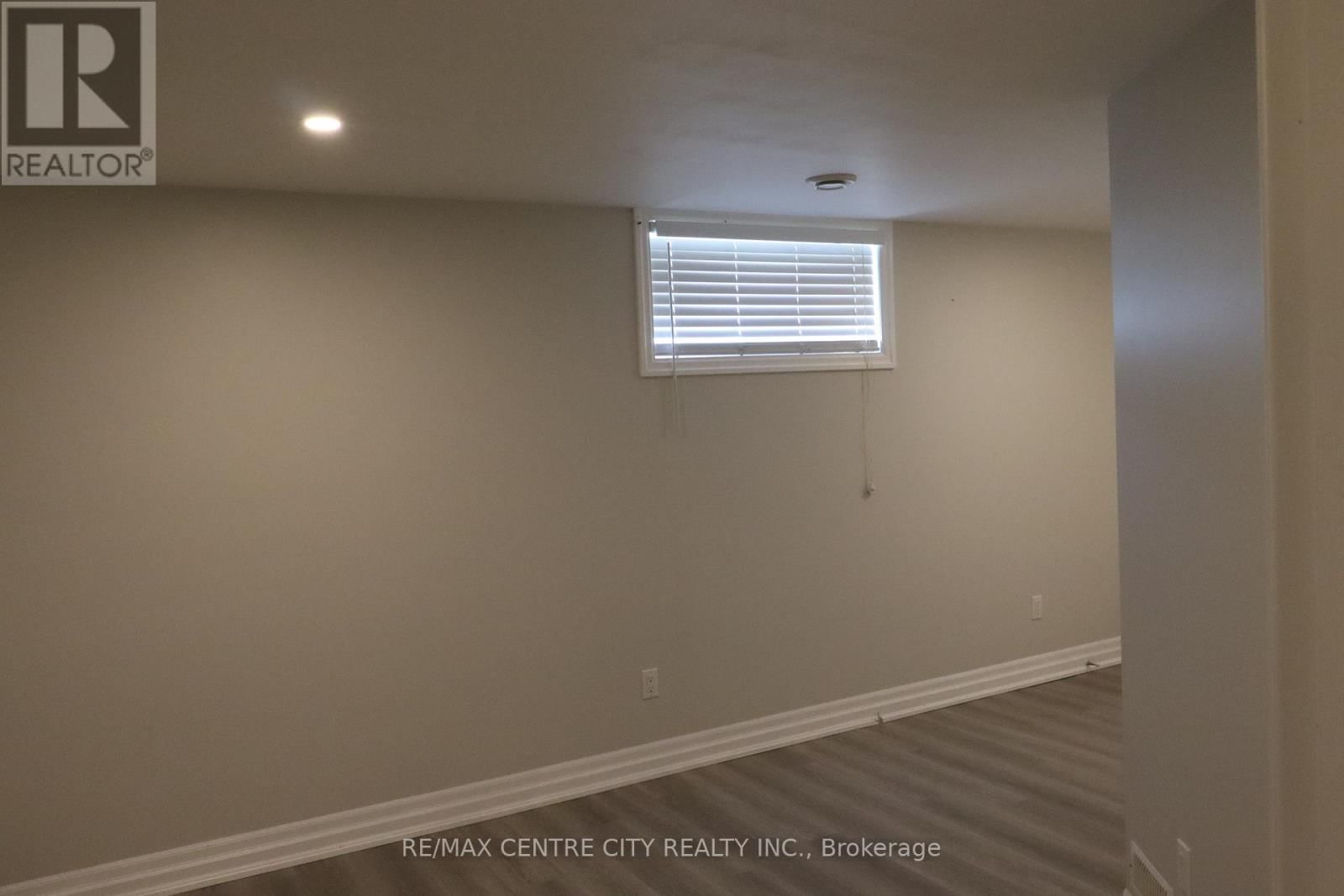 83 BRITANNIA AVENUE Image 19