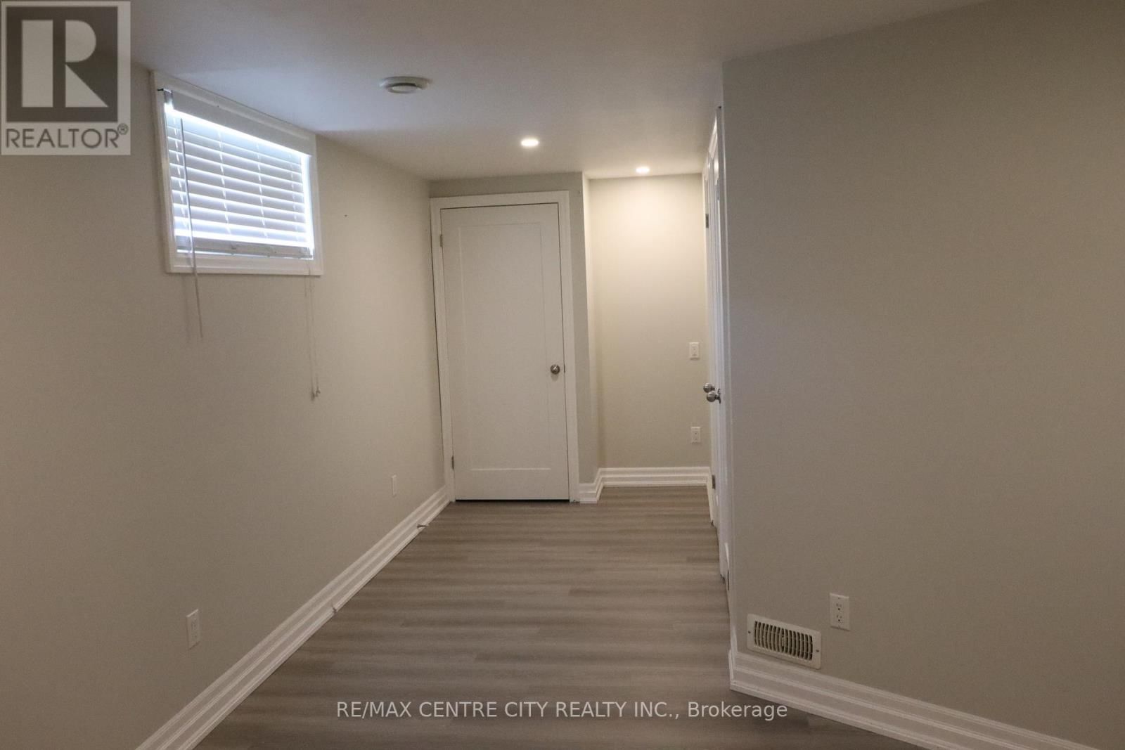 83 BRITANNIA AVENUE Image 21