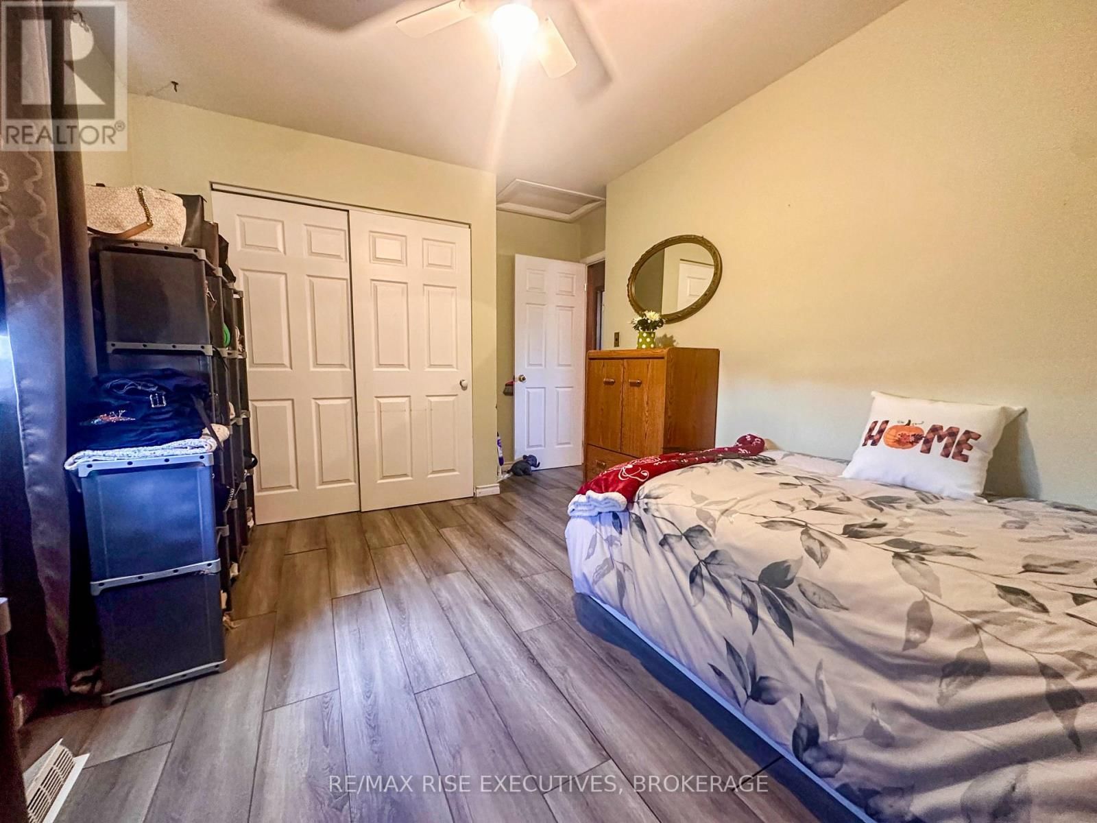 214 AMHERST DRIVE Image 13