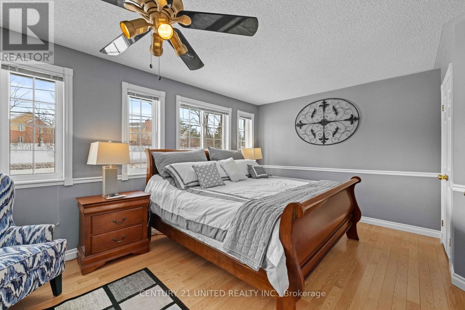 640 BREALEY DRIVE Image 16