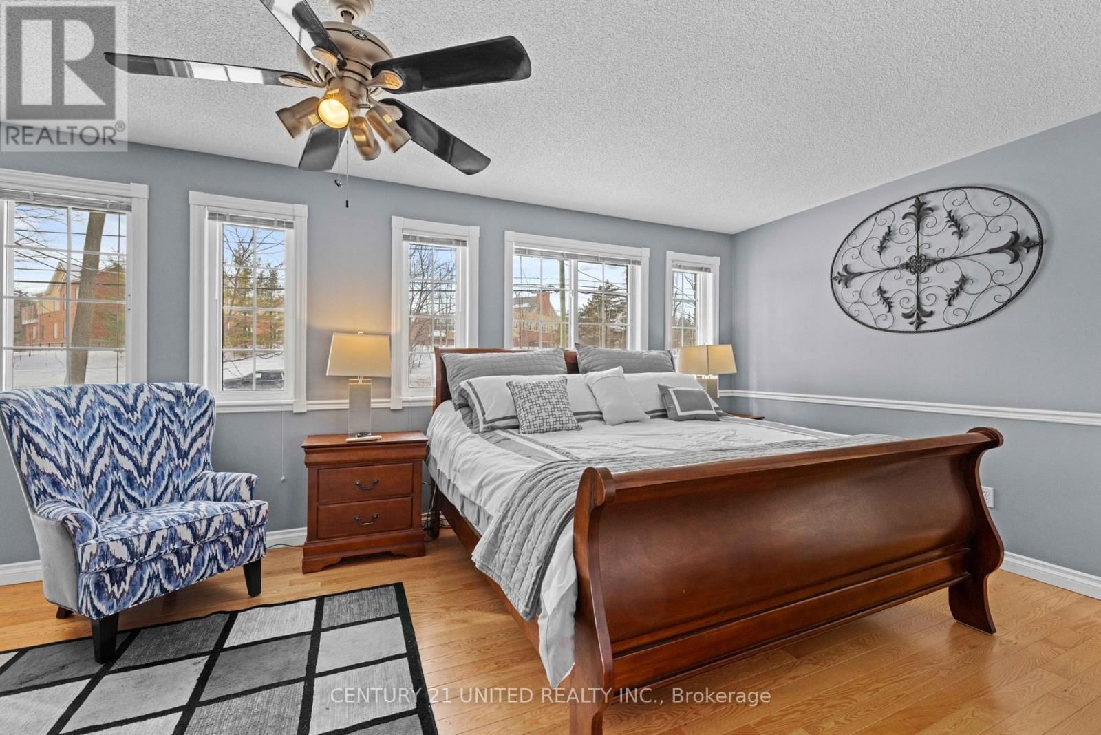 640 BREALEY DRIVE Image 18