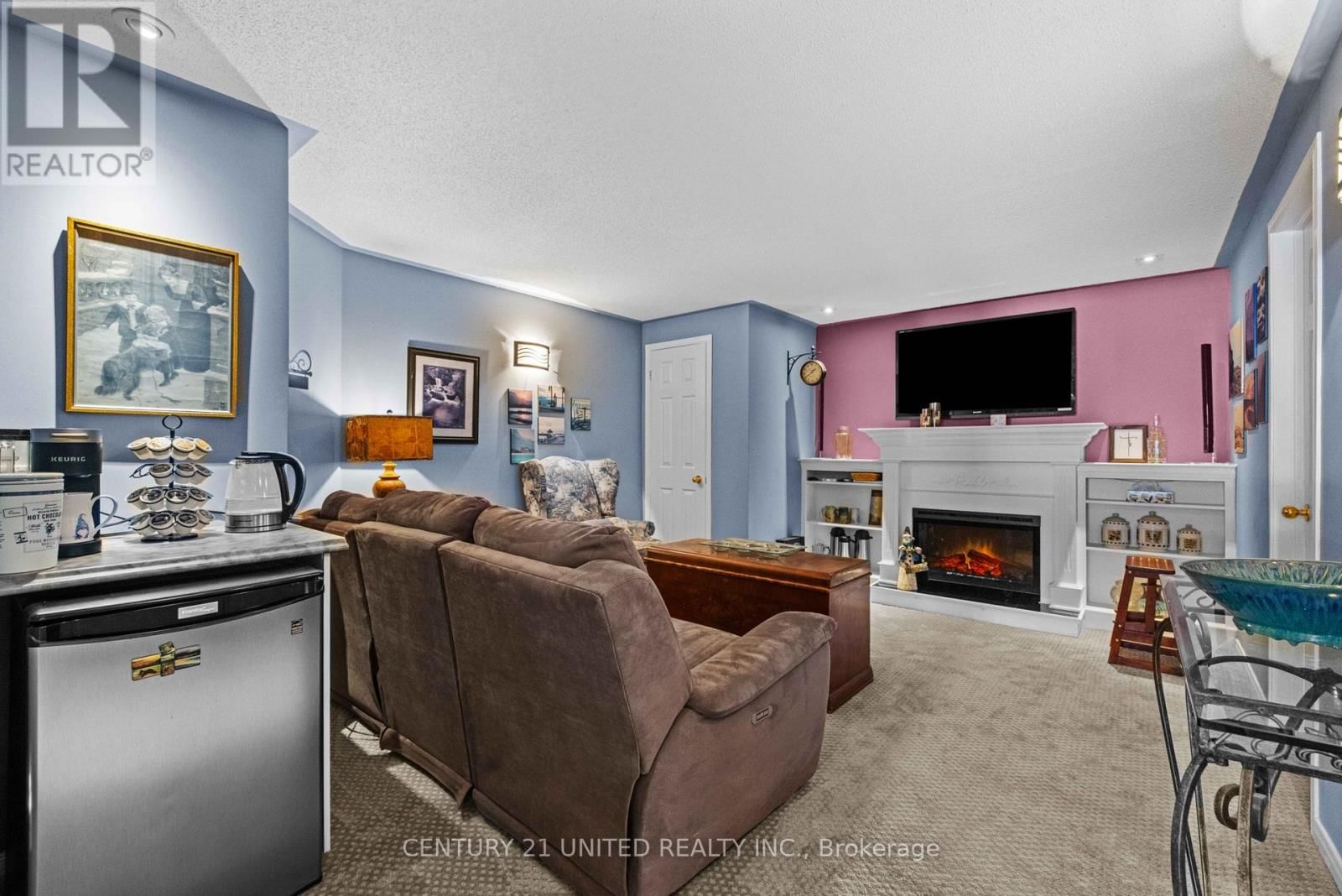 640 BREALEY DRIVE Image 21