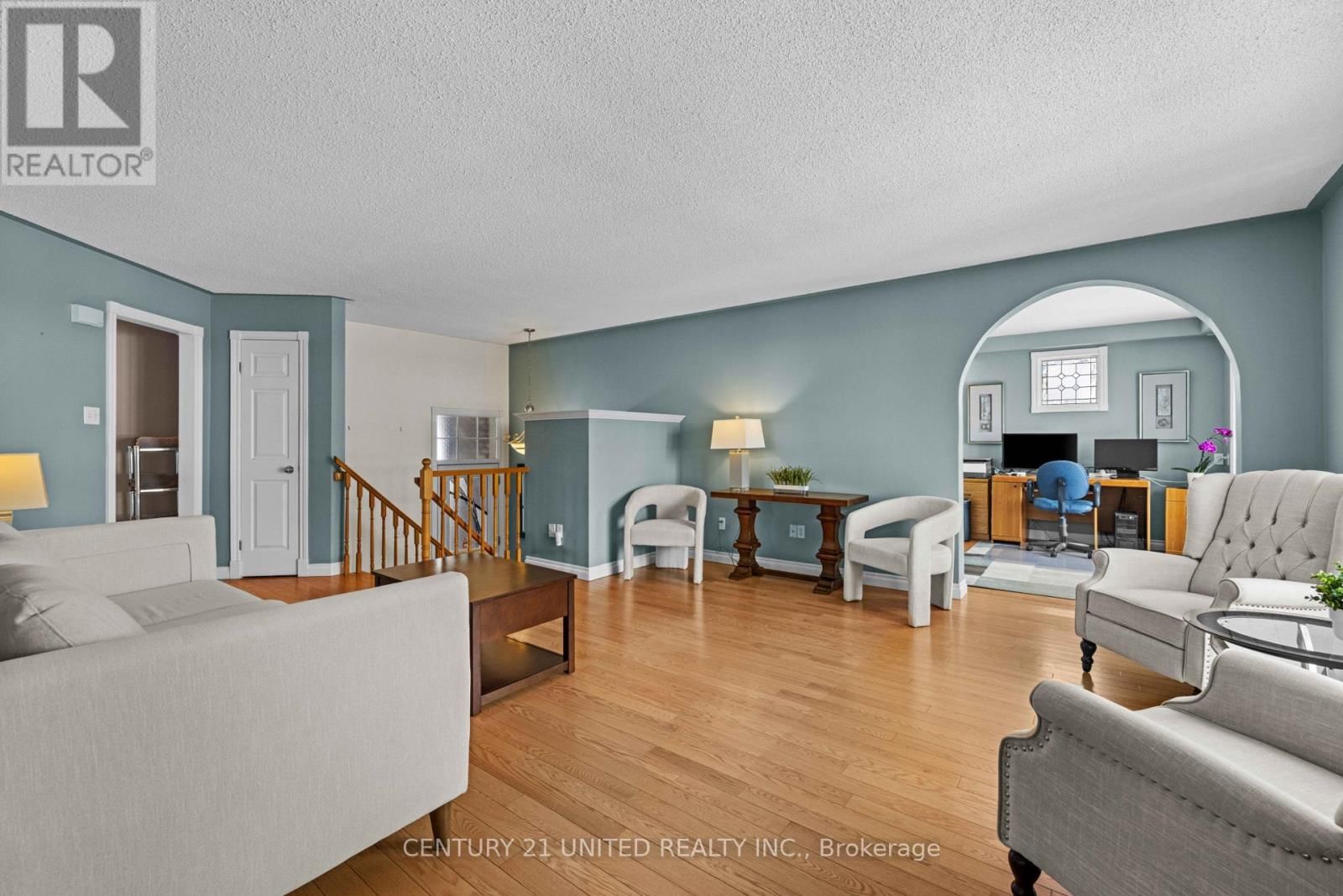 640 BREALEY DRIVE Image 5