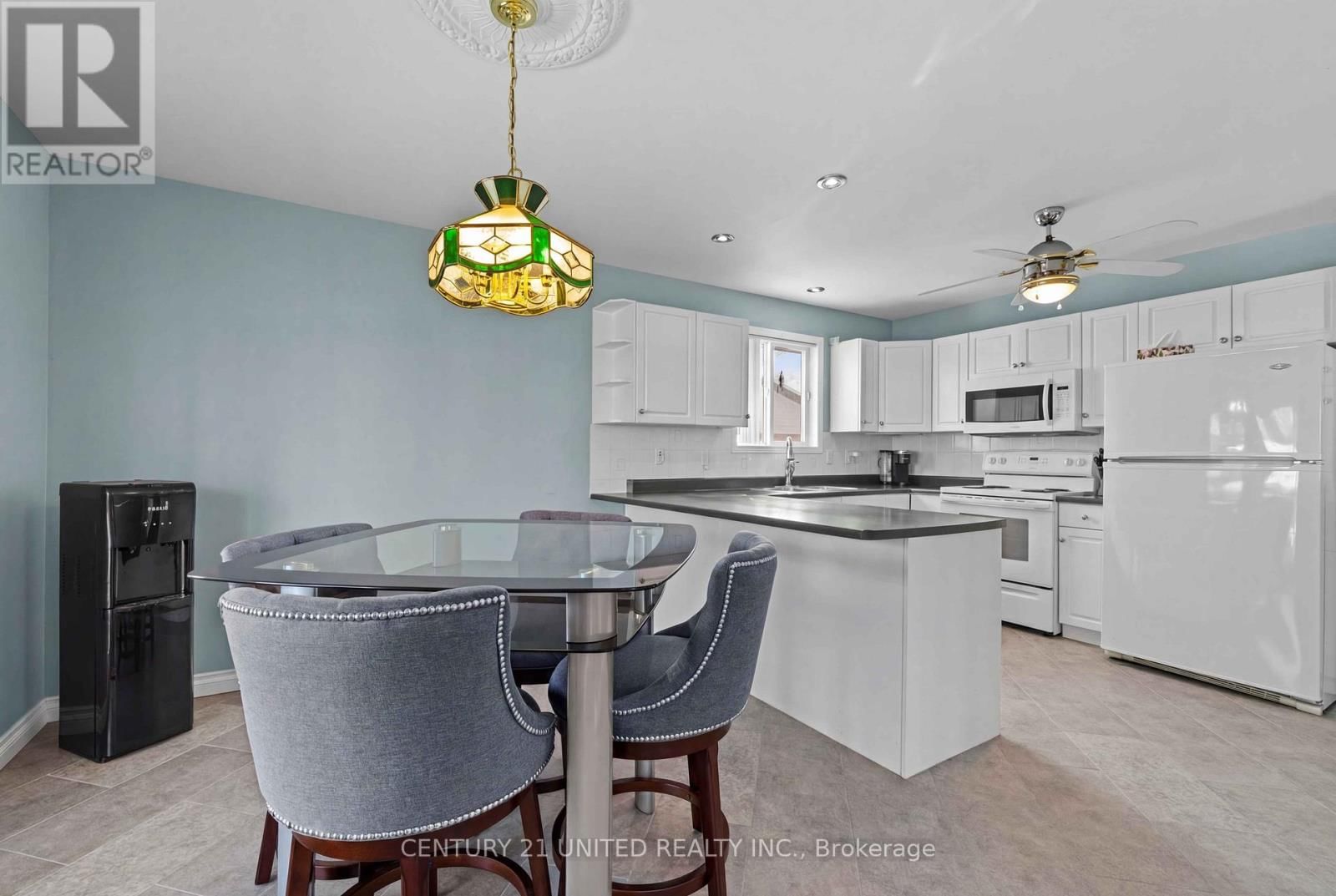 640 BREALEY DRIVE Image 9