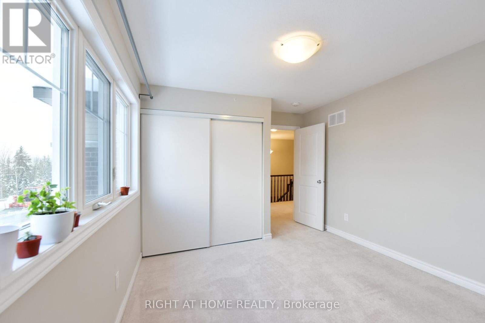 630 EAGLE CREST HEIGHTS Image 20