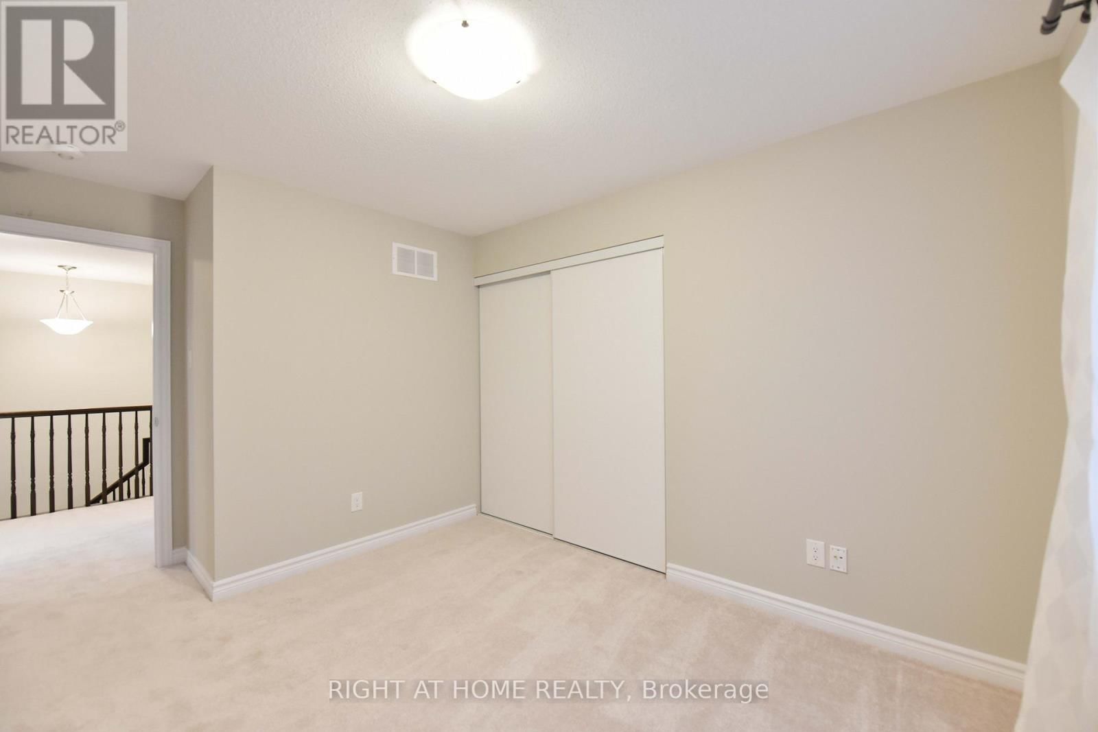 630 EAGLE CREST HEIGHTS Image 22