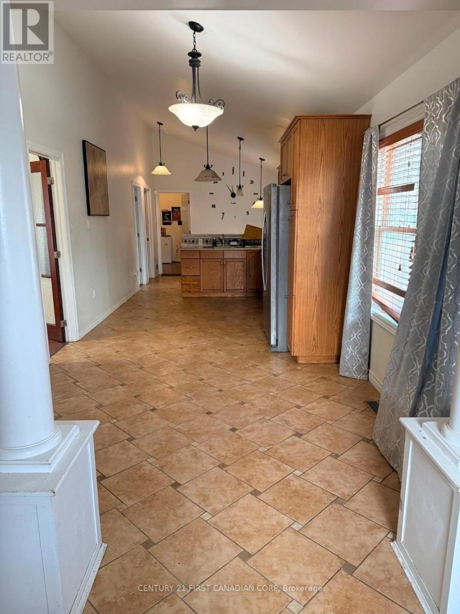 bedroom 3 - 1150 KIPPS LANE Image 5