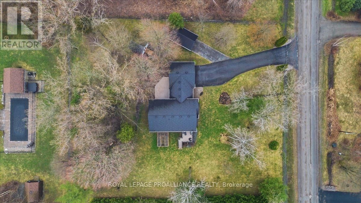 80 WHISPERING WOODS DRIVE Image 1