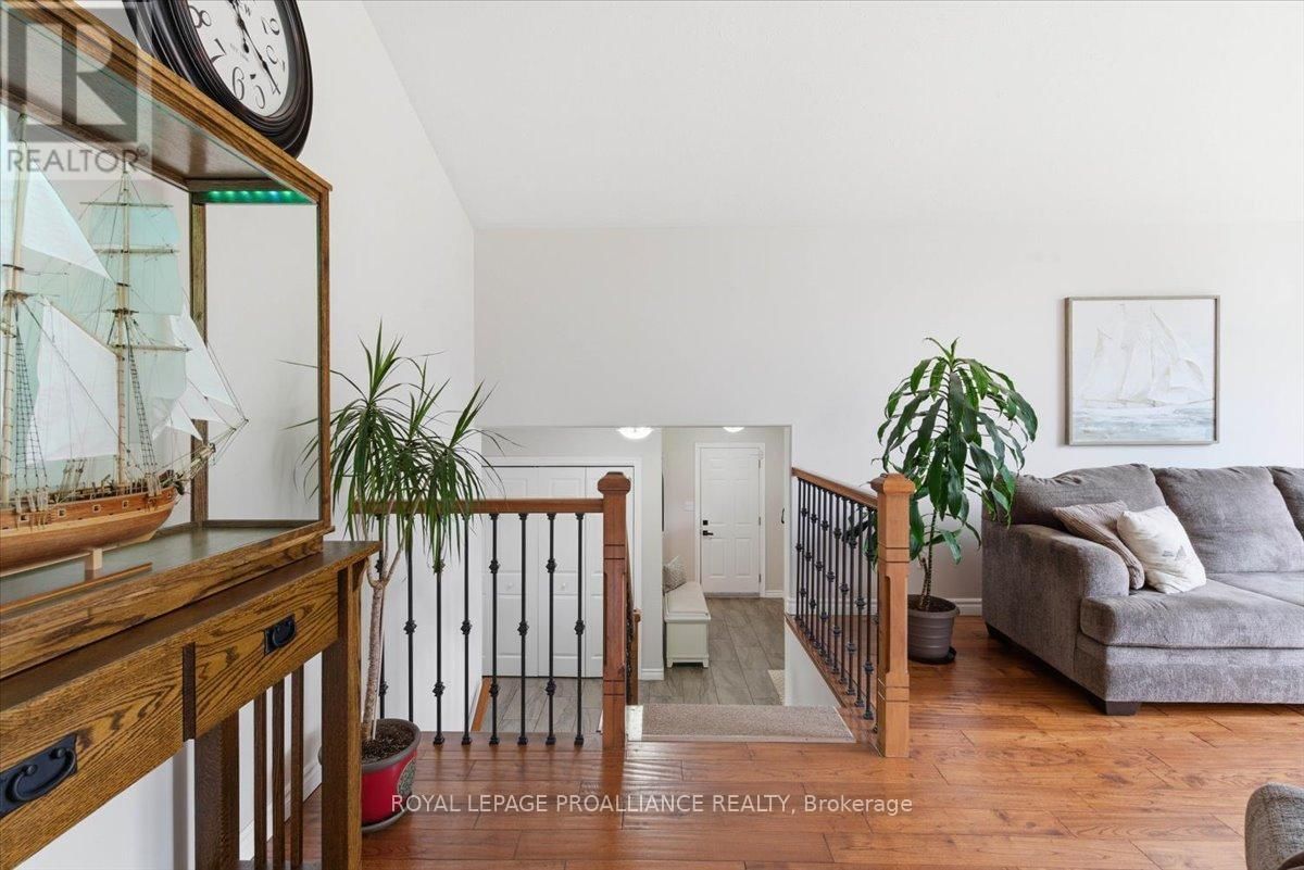 80 WHISPERING WOODS DRIVE Image 12