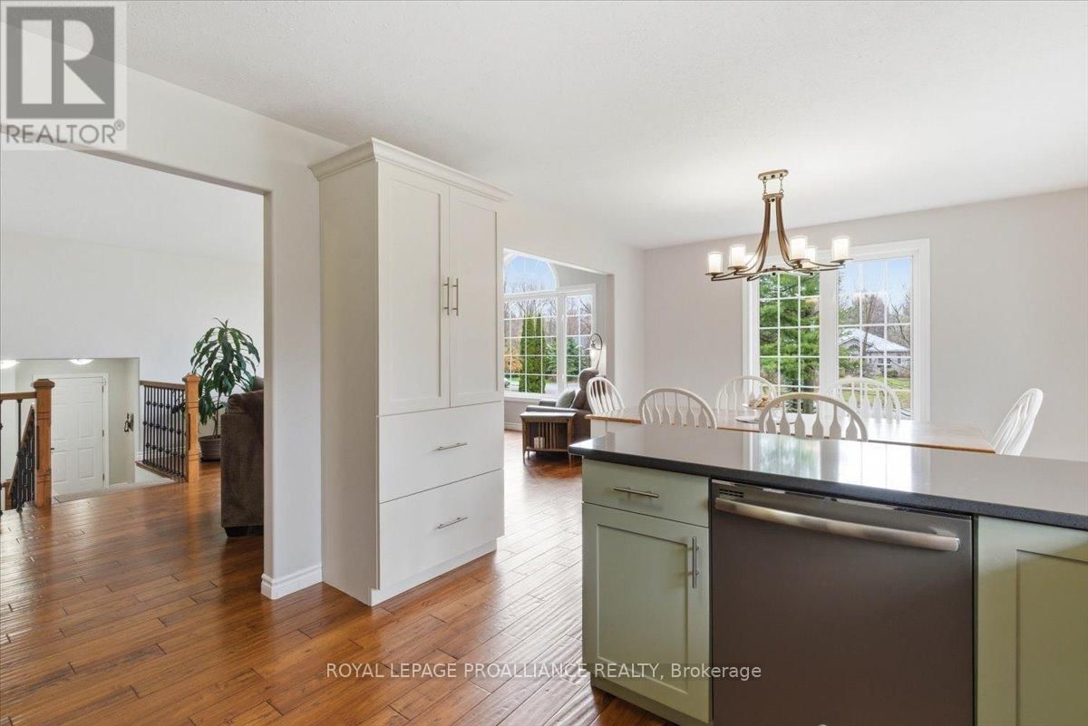 80 WHISPERING WOODS DRIVE Image 23