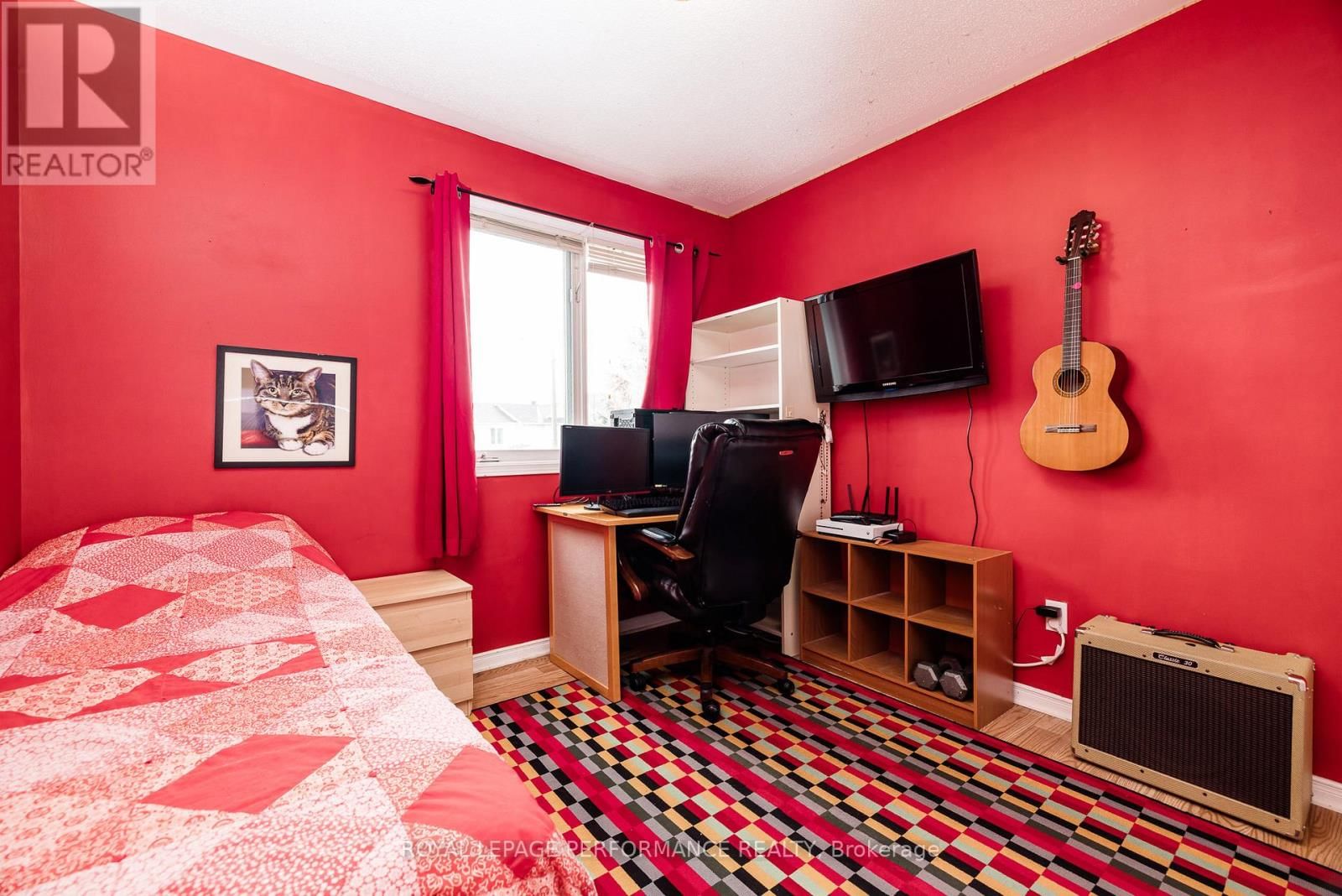 1893 HENNESSY CRESCENT Image 20