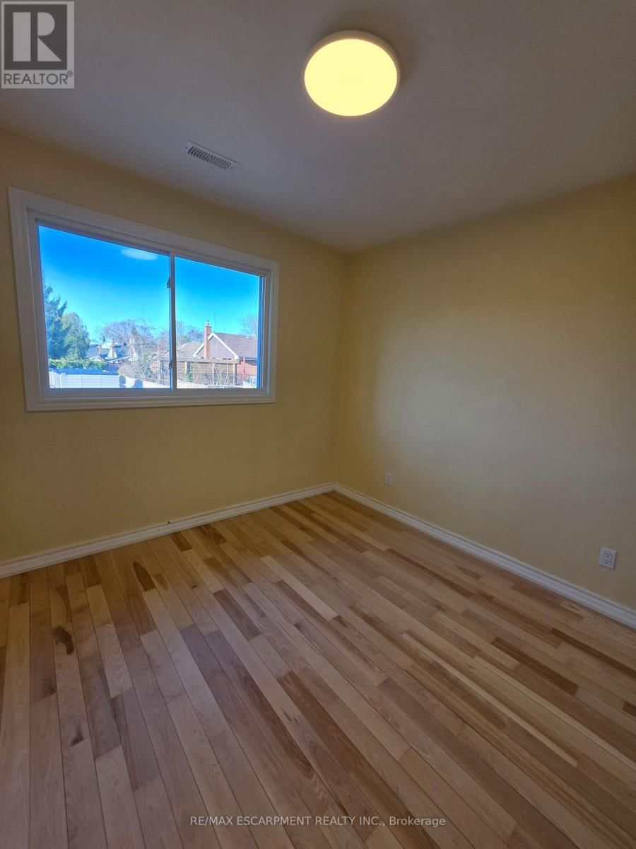 Upper - 62 RICHWILL ROAD Image 10