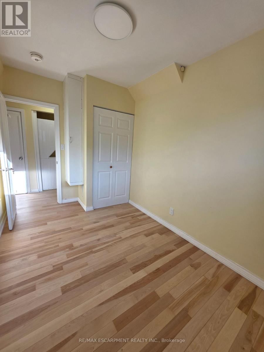 Upper - 62 RICHWILL ROAD Image 6