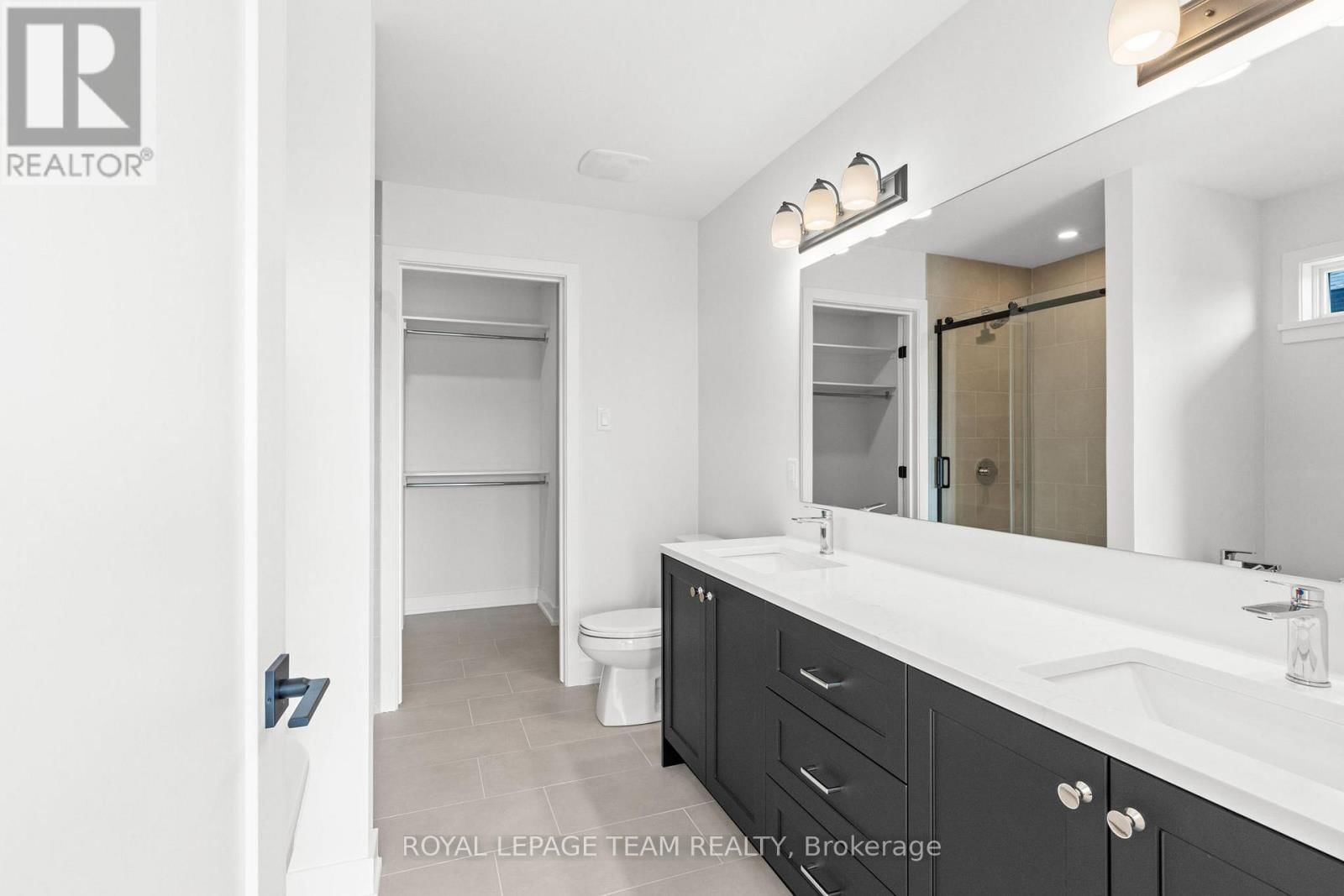 1170 MOORE STREET Image 26