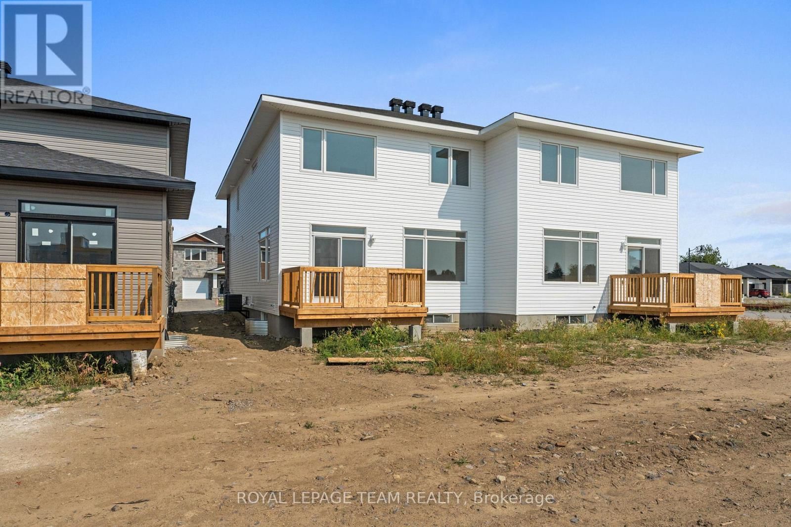 1170 MOORE STREET Image 37