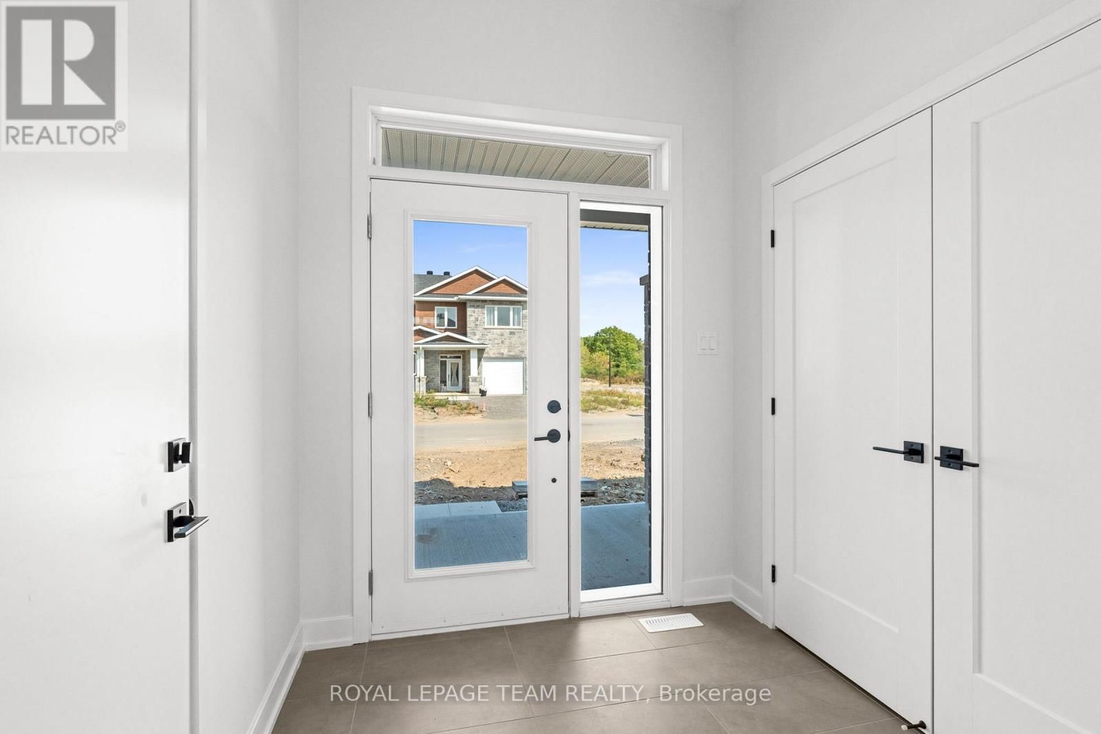 1170 MOORE STREET Image 5