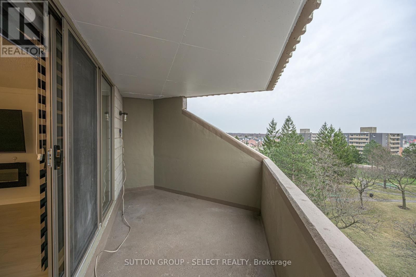 601 - 1103 JALNA BOULEVARD Image 10