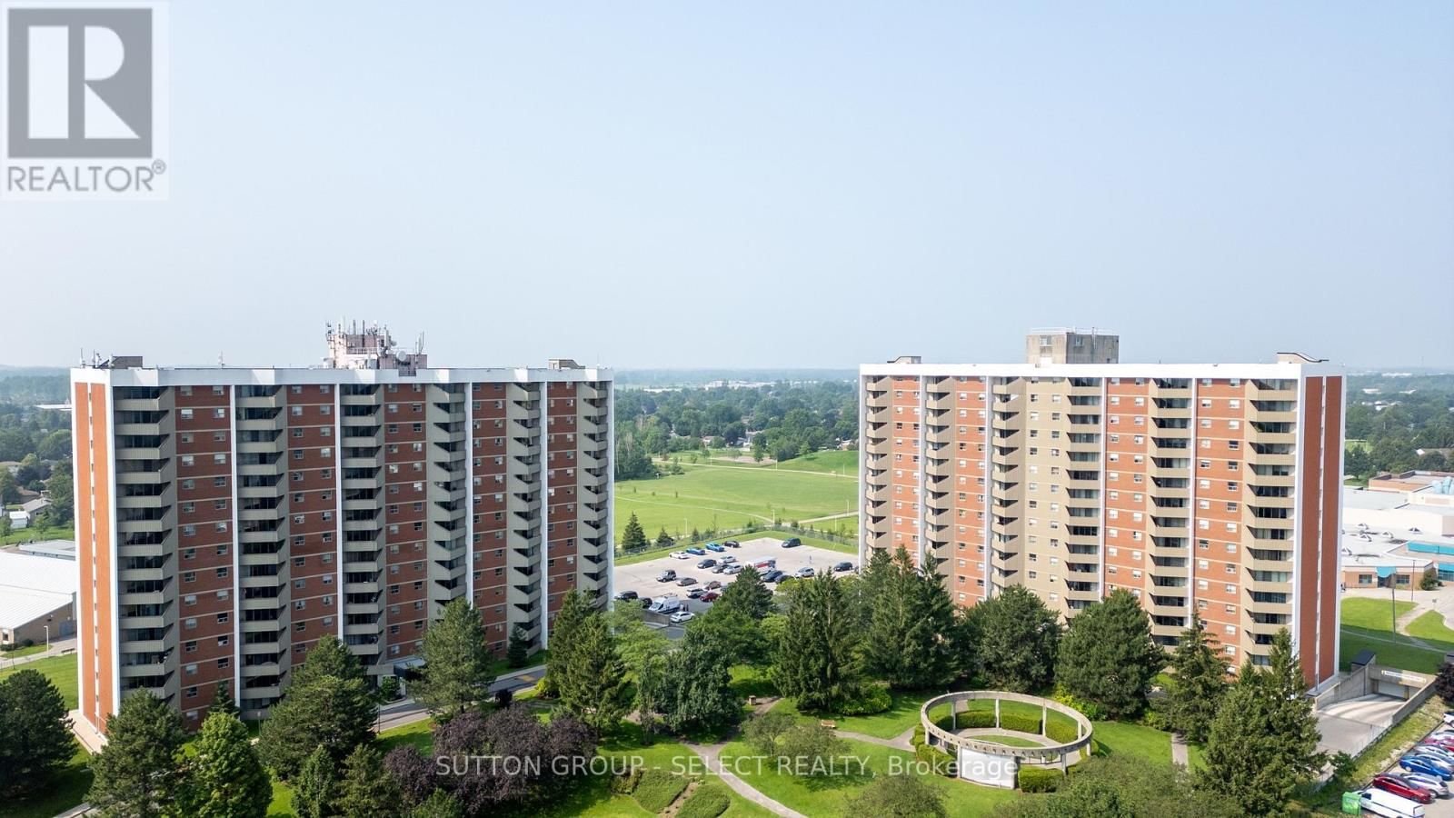 601 - 1103 JALNA BOULEVARD Image 2