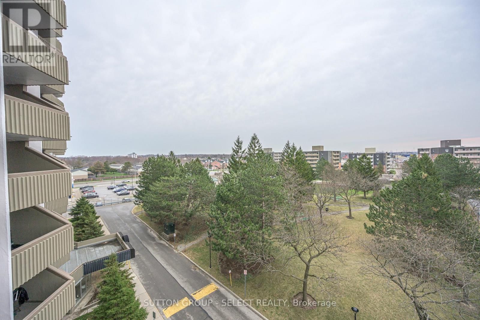 601 - 1103 JALNA BOULEVARD Image 28