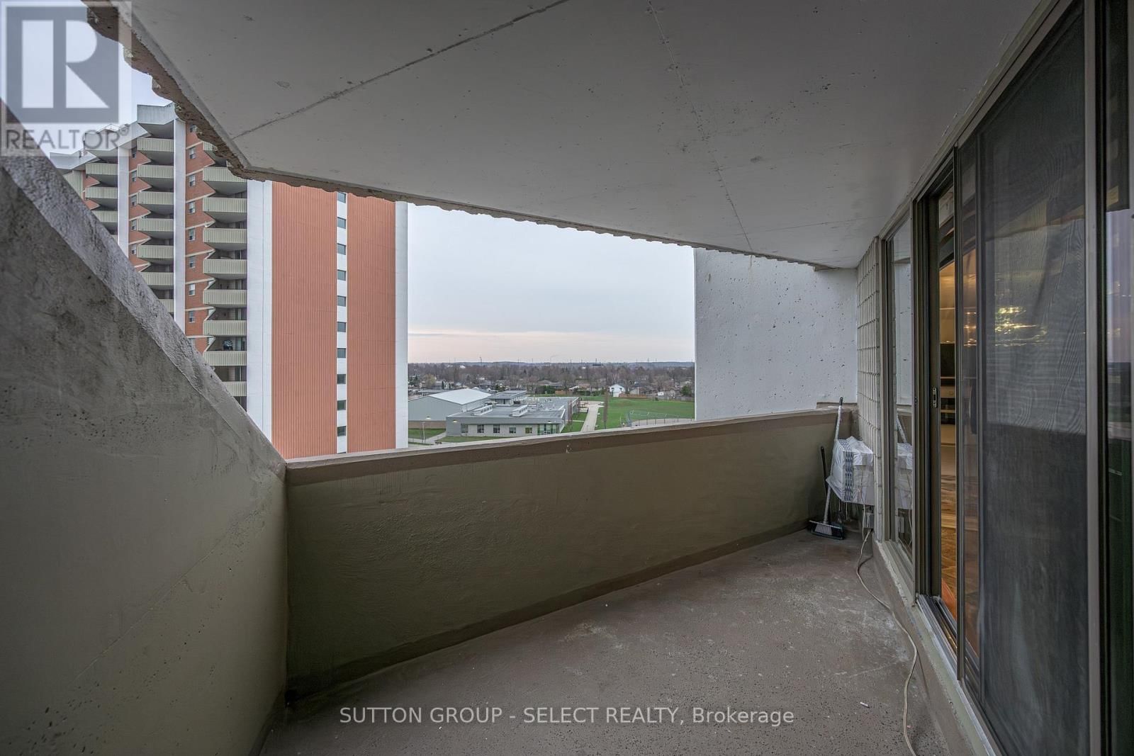 601 - 1103 JALNA BOULEVARD Image 9