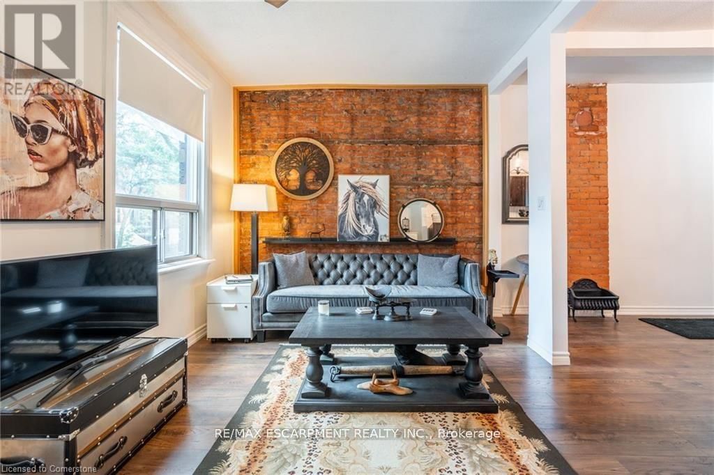 299 JAMES STREET NORTH Image 34