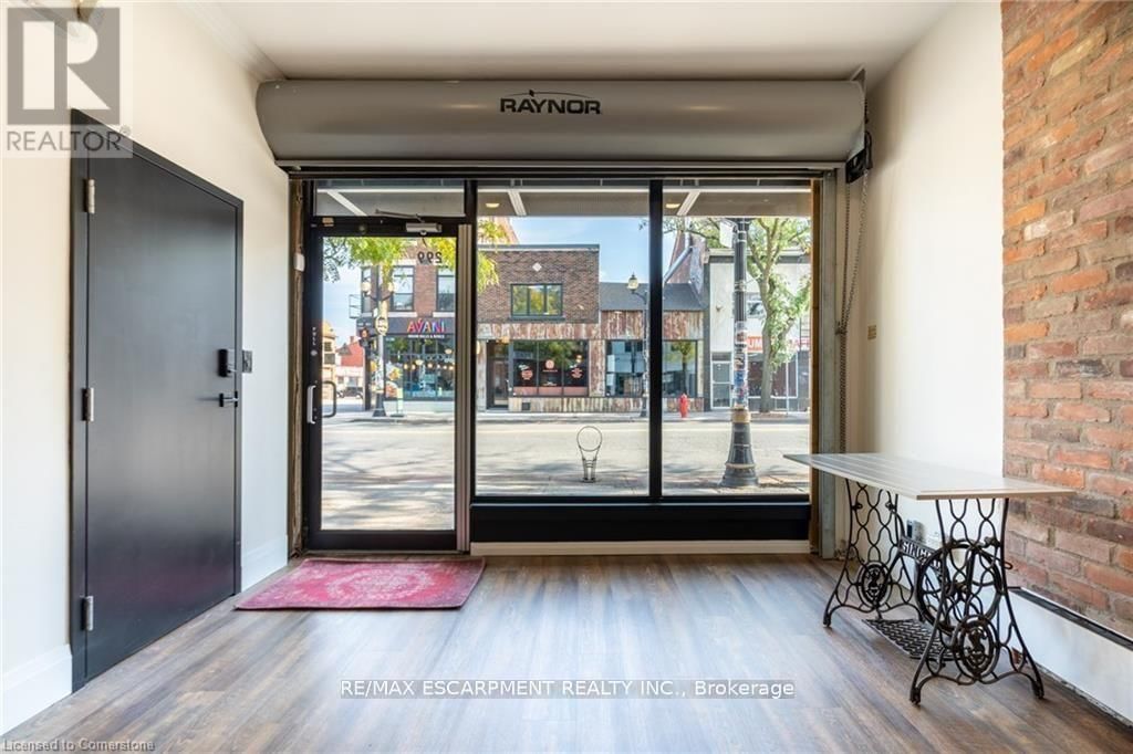 299 JAMES STREET NORTH Image 7