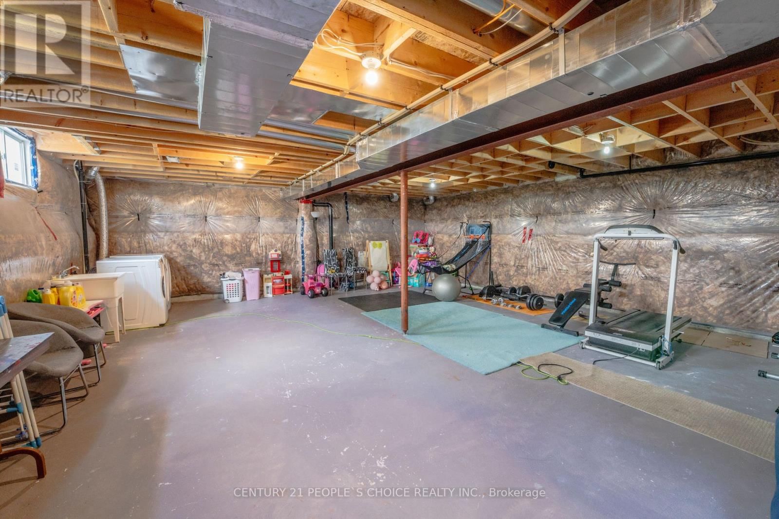 110 ELM STREET Image 45