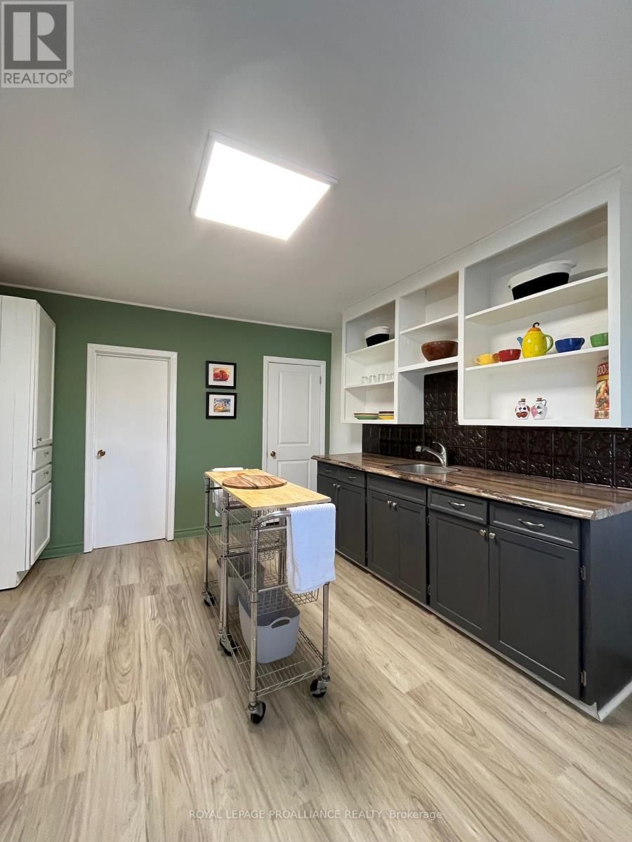 90-92 CAVAN STREET Image 14