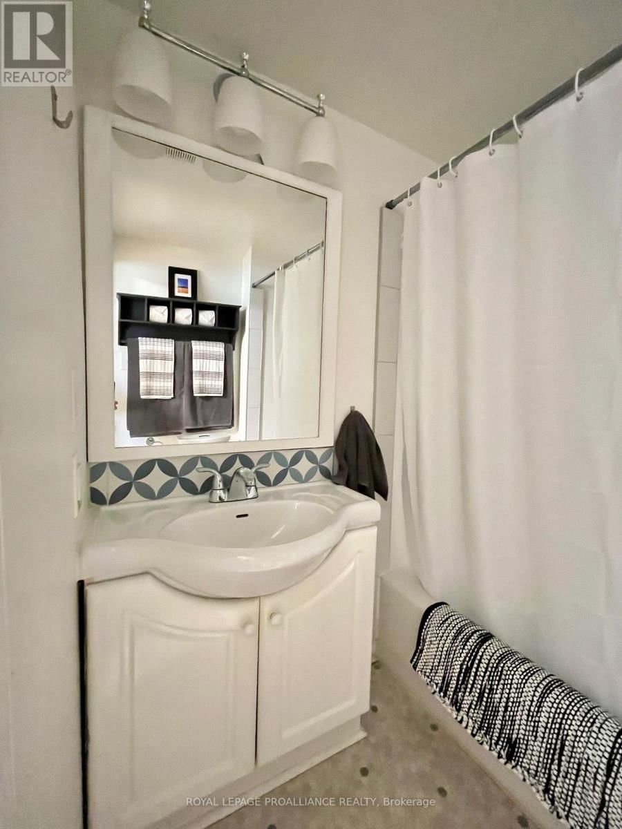 90-92 CAVAN STREET Image 22